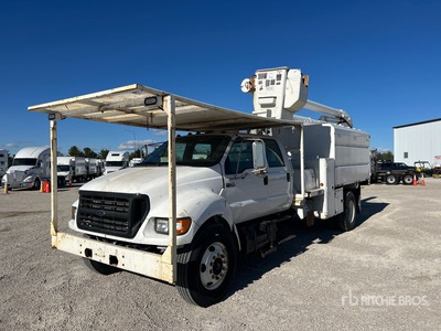 1999 Altec LB650A 50 ft on 2000 Ford F-750 4x2 Crew Cab Forestry Bucket Truck