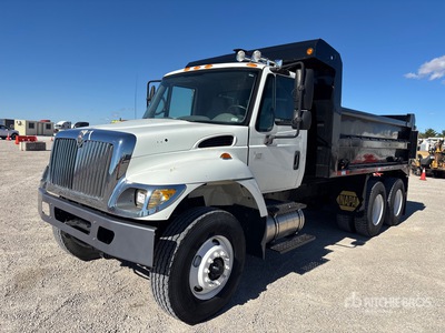 2006 International 7400 6x4 T/A Dump Truck
