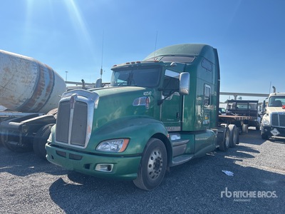 2010 Kenworth T660 6x4 3- Achs Sattelzugmaschine mit Schlafkabine