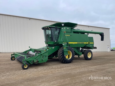 1999 John Deere 9610 Maximizer Maaidorser