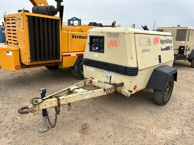 2001 Ingersoll Rand P185WJD Mobile Air Compressor (Inoperable)
