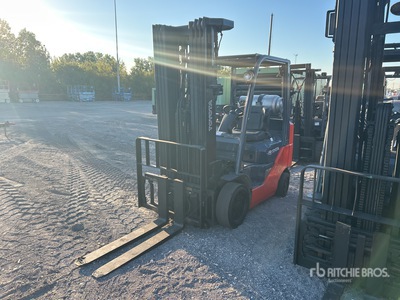 2008 Toyota 8FGCU25 2700 lb Cushion Tire Wózek widłowy