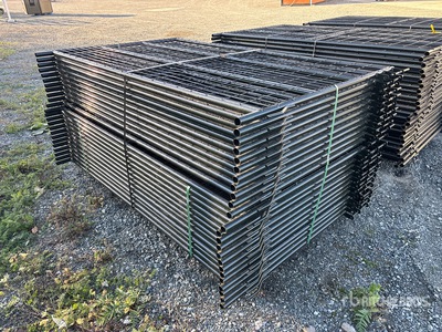 Quantity of (24) BYT MSPP07 7 ft Mesh Sheep Panel para ganado (Unused)