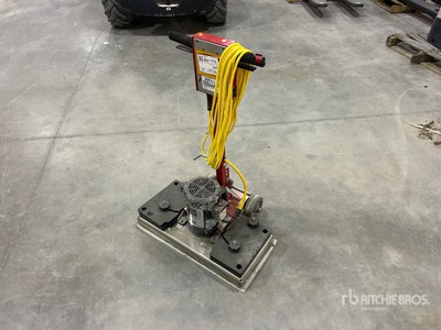 2023 Square SCR Pivot 28 Walk-Behind Electric Laveuse de sol