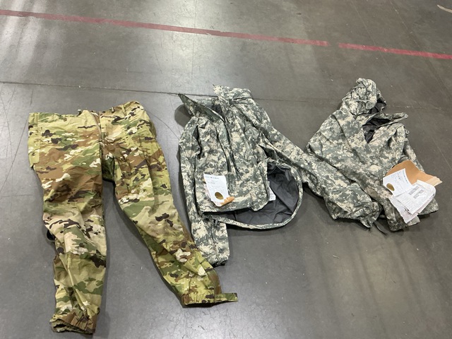 (52) Wet Weather Jackets & (21) Pairs of Extreme Cold Weather Trousers (52) Wet Weather Jackets & (21) Pairs of Extreme Cold Weather Trousers