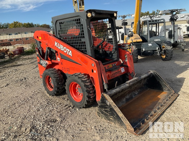 MINI CARGADOR SOBRE RUEDAS 2020 KUBOTA SSV65