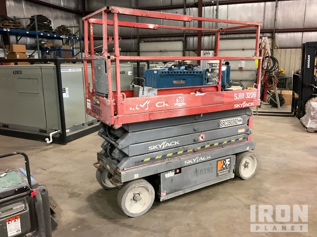 ELEVADOR TIJERA 2015 SKYJACK SJIII3226