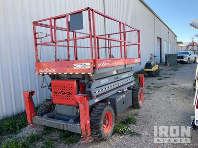 Skyjack SJ7127RT Dual Fuel 4x4 Scissor Lift