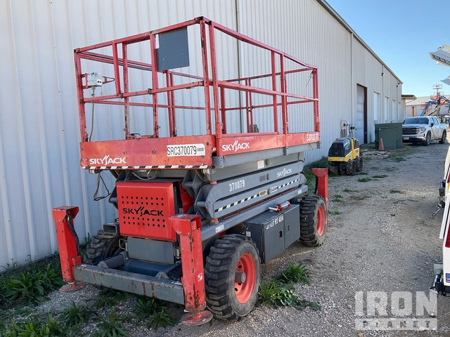 ELEVADOR TIJERA SKYJACK SJ7127RT
