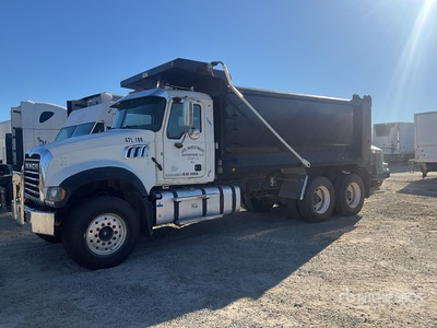 2015 Mack GU713 6x4 Camion à benne basculante D/E