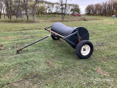 Farm King 7 ft 5 in Poly Swath Roller