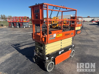 2019 JLG 1932R Electric Scissor Lift