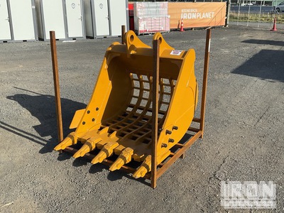 GIYI GY-BK 1100 mm Skeleton Excavator Bucket - Fits Cat 320 (Unused)