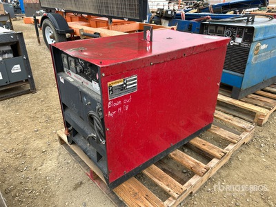Lincoln Electric Idealarc DC-600 Multi-Process Electric Welder