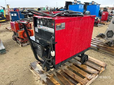 Lincoln Electric Idealarc DC-600 Multi-Process Electric Welder
