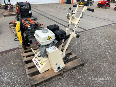 2023 Edco CPM8-8-9H Gasoline Concrete Planer