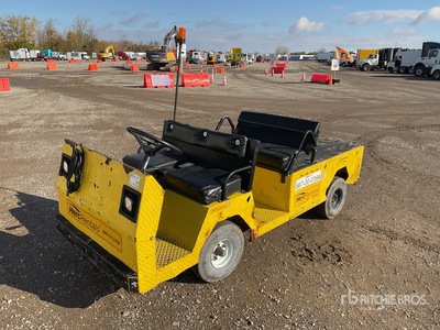 Cushman TITAN 618 Utility Cart