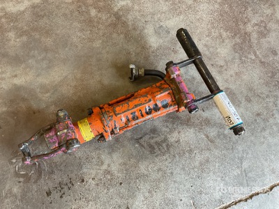 2016 APT 137 Pneumatic Pneumatic Demolition Breaker