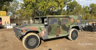2002 AM General M1097A2 HMMWV 4 Door Soft Top w/Truck Body