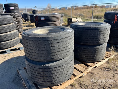 Quantity of (4) Hankook 445/50R22.5 Tires