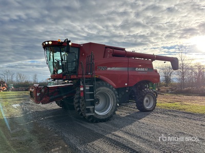 2009 Case IH 7120 4x4 Mietitrebbia