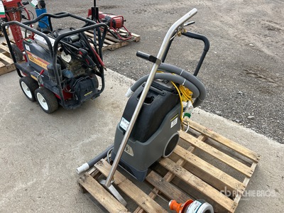 2022 Karcher BRC 30/15 Electric Electric Carpet Extractor