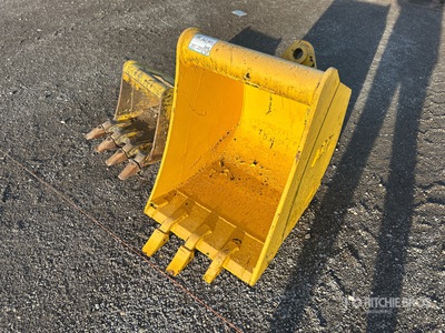 2013 Tag 27 in Q/C Digging Rear Backhoe Bucket