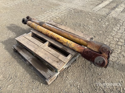 Quantity of (2) 2254523-U Boom Cylinder - Fits Cat 345 Excavator