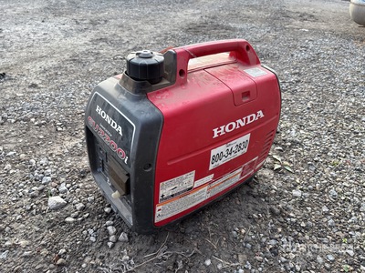 2022 Honda EU2200ITAN مولد متنقل (Inoperable)