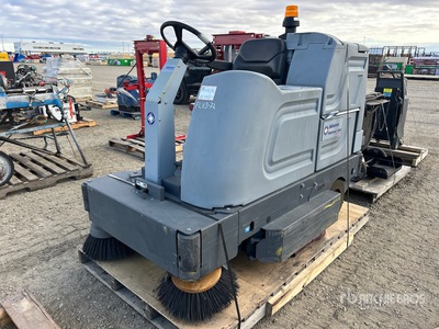 Nilfisk Advance Hydro Retriever 2042 Ride-On Laveuse de sol