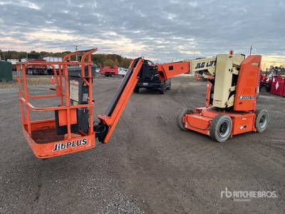 2015 JLG E300AJP 2WD Electric Articulating Boom Lift