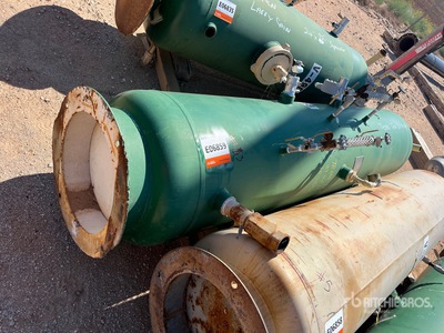 24 in x 7 ft 6 in Vertical 3 Phase Separator