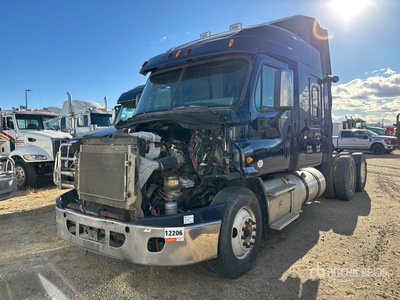 2014 Freightliner Cascadia 113 6x4 トラックトラクター（T/A） (Inoperable)