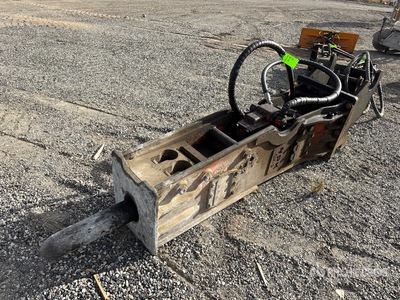 2019 NPK GH-9 16 in Q/C 225 Series Hydraulic Breaker