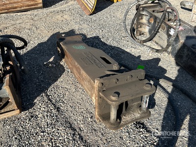 Shearforce SM10 Q/C Hydraulic Breaker