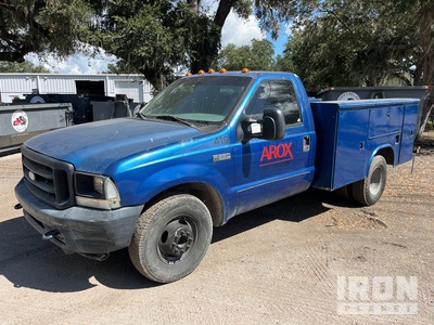 2004 Ford F-350 4x2 شاحنة خدمة