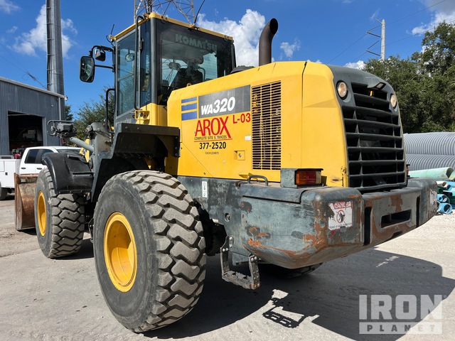 CARGADOR FRONTAL 2015 KOMATSU WA3207