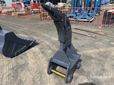 2025 Warrior Q/C Ripper de pelleteuse - Fits 20 - 25 ton (Unused)