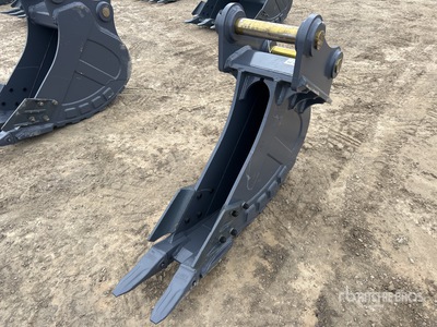 2025 Warrior 300 mm Q/C Digging Excavator Bucket - Fits 20 - 25 ton (Unused)
