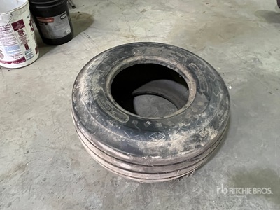 Goodyear 12.5L-15 Pneumatici