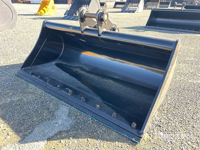 2025 Warrior 1500 mm Q/C Cleanup Excavator Bucket - Fits 5 - 6 ton (Unused)