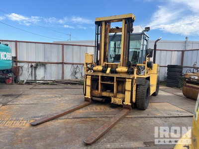2011 Toyota 50-4FD120 8000 kg Forklift