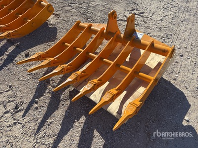 2025 GIYI 44 in Excavator Rake - Fits Cat 305 (Unused)