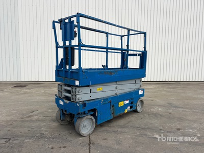 2013 Genie GS2032 Electric Nacelle Ciseau Electrique منصة رفع متحركة