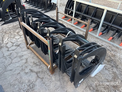 2025 GIYI GY-CLG72 78 in Skid Steer Root Rake (Unused)