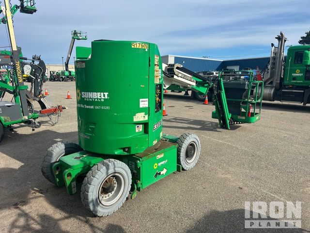 ELEVADOR ARTICULADO 2016 JLG E300AJP