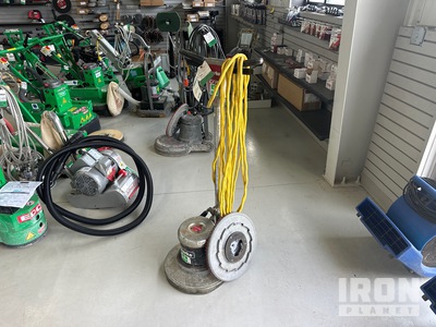 2010 Clarke CFP-1700 120/60 Electric Floor buffer Varios, tienda, almacen, consumidor