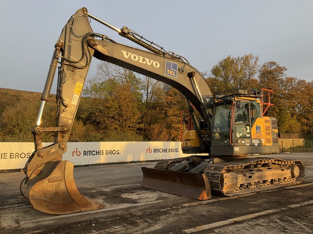 2020 Volvo ECR355EL Tracked Excavator 2020 Volvo ECR355EL Tracked Excavator