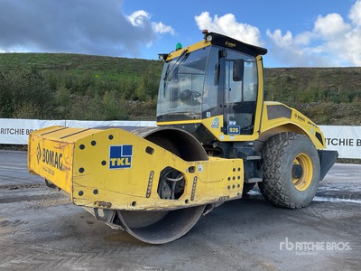2022 Bomag BW216DH-5 Compacteur à tambour lisse
