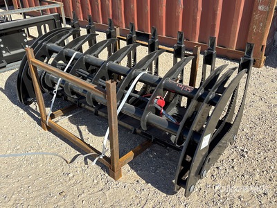 2025 GIYI GYCLG72C 72 in Root Skid Steer Grapple (Unused)